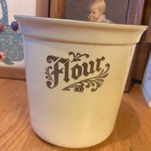 vintage Pfaltzgraff Village pattern stoneware flour canister